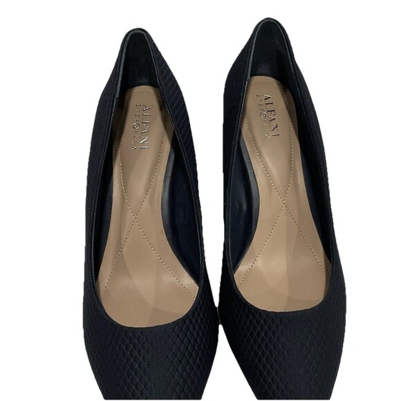 Alfani Step N Flex Joules Textured Pointed Pumps Navy Blue - Picture 2 of 8